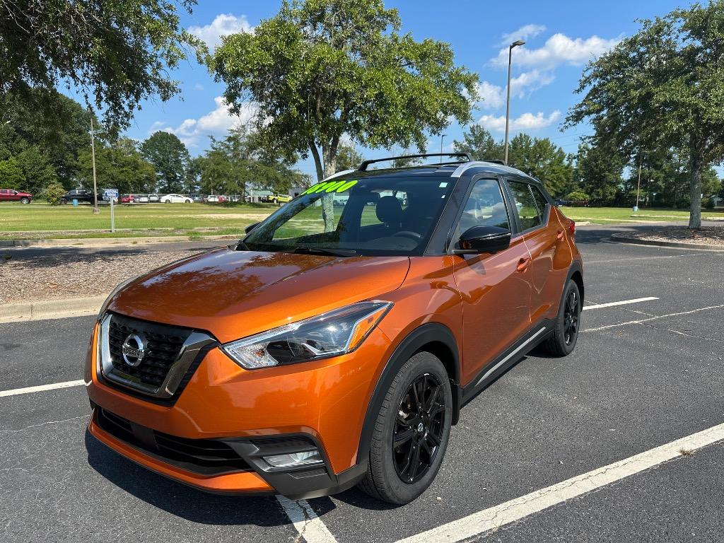 2020 Nissan Kicks SR