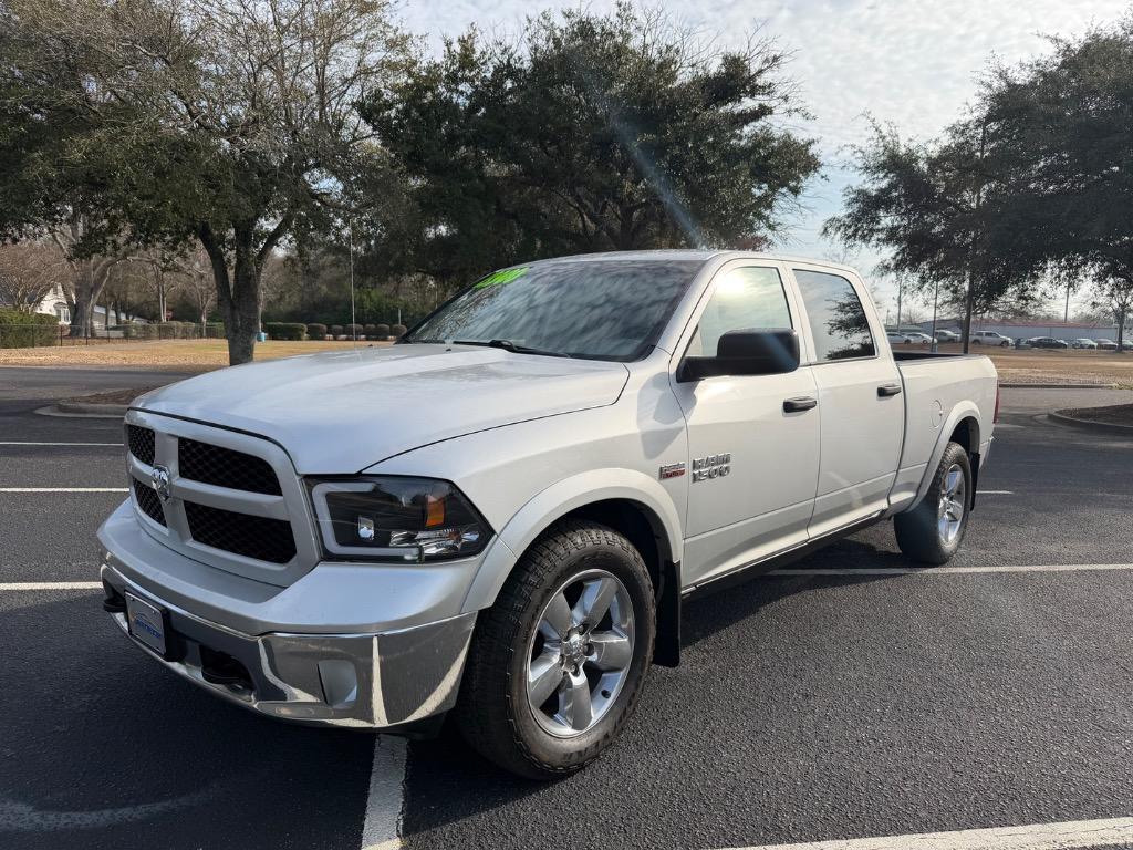2015 RAM Ram 1500 Pickup Outdoorsman's photo