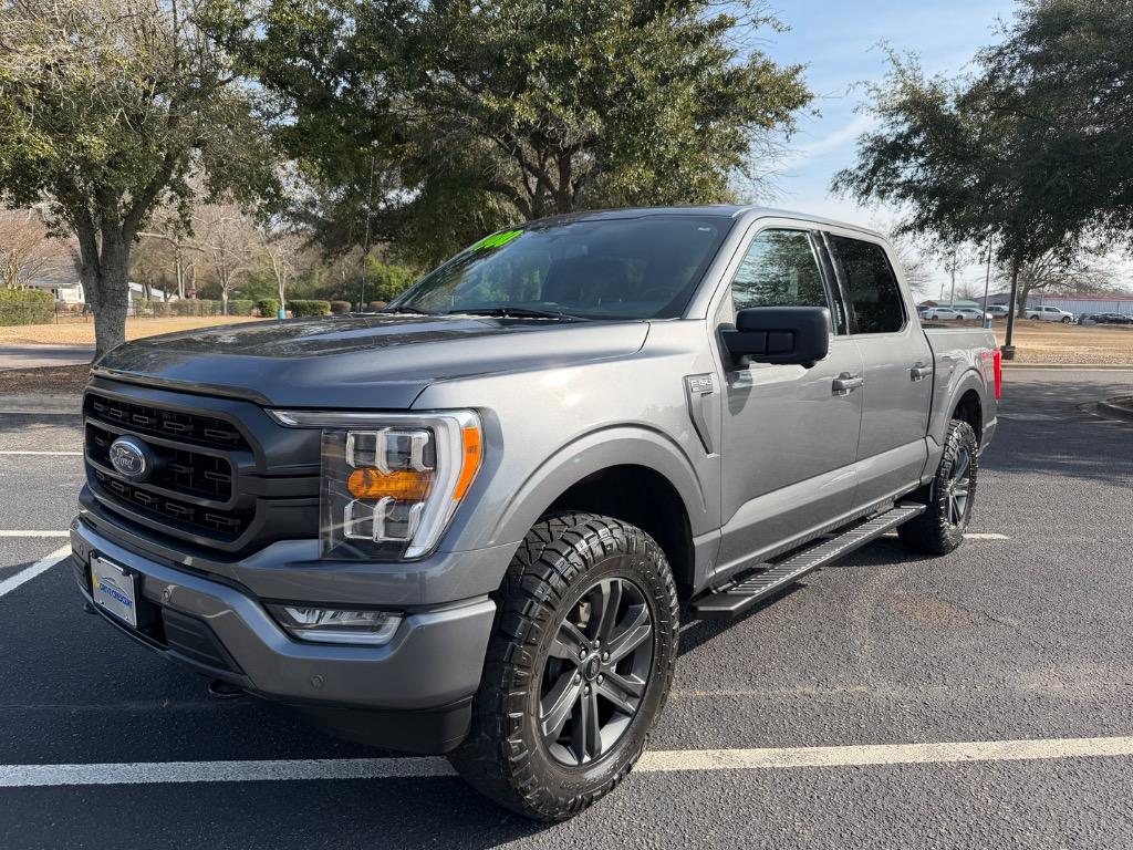2023 Ford F-150 XLT's photo