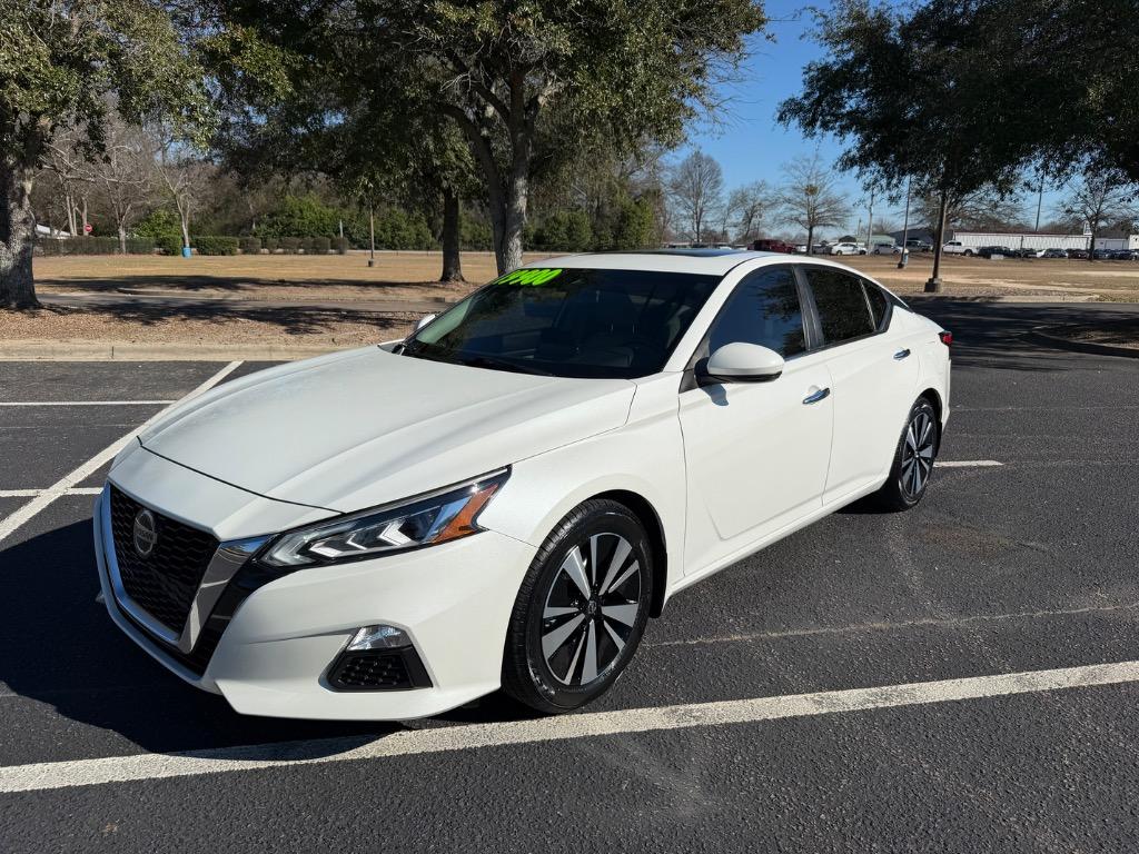 2021 Nissan Altima SV's photo