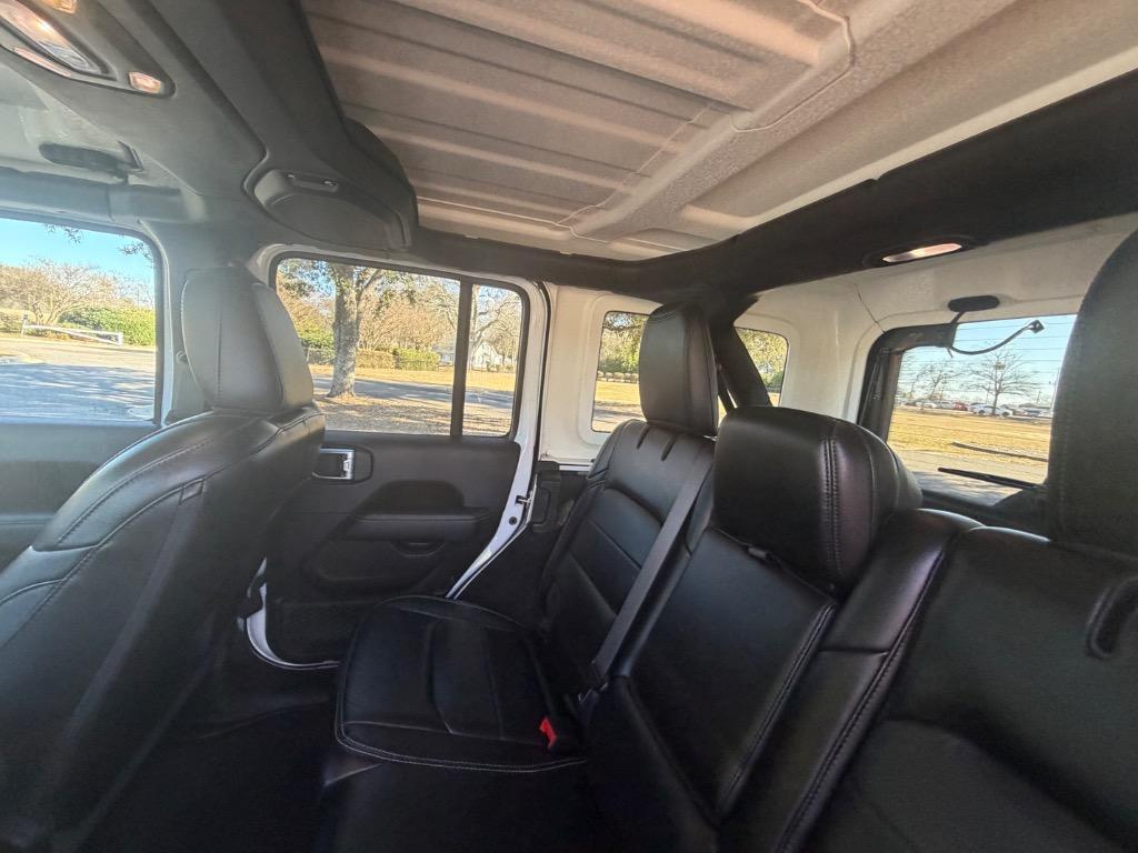 2020 Jeep Wrangler Unlimited Sahara - Photo 23