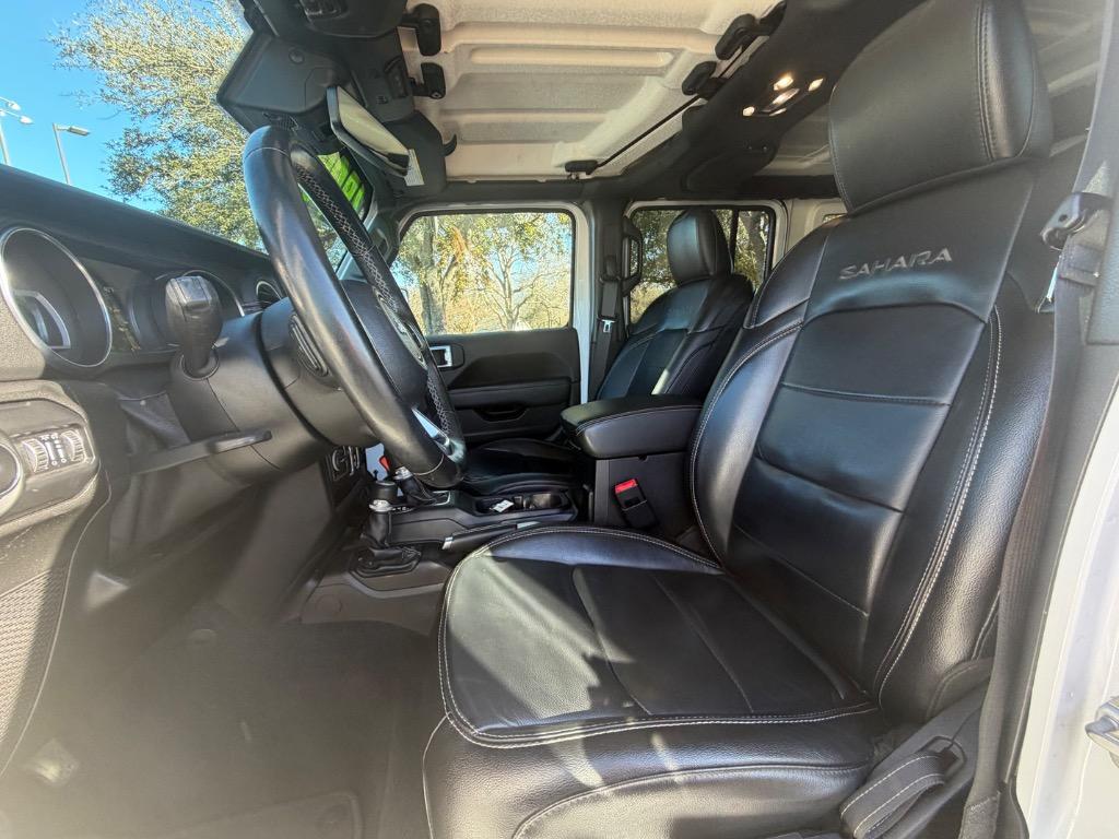2020 Jeep Wrangler Unlimited Sahara - Photo 6