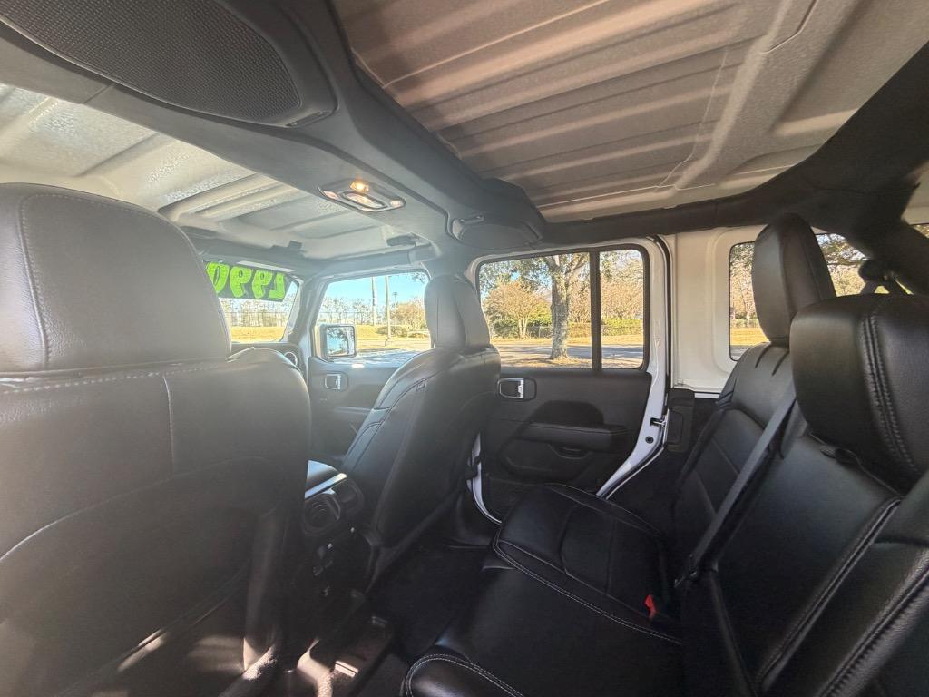 2020 Jeep Wrangler Unlimited Sahara - Photo 22