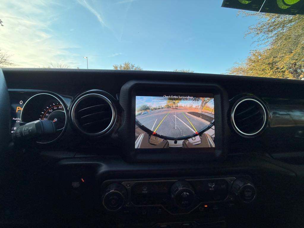2022 Jeep Wrangler Unlimited Sahara Altitude - Photo 16