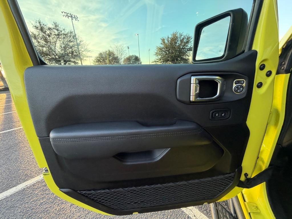 2022 Jeep Wrangler Unlimited Sahara Altitude - Photo 9