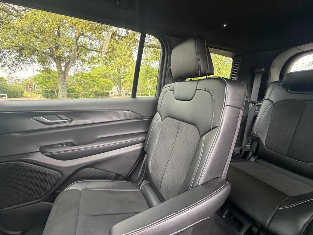 2025 Jeep Grand Cherokee L Altitude - Photo 23