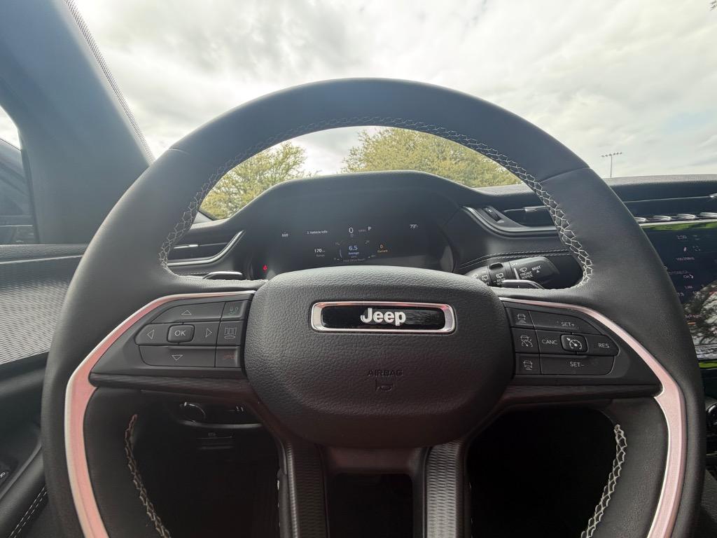 2025 Jeep Grand Cherokee L Altitude - Photo 11