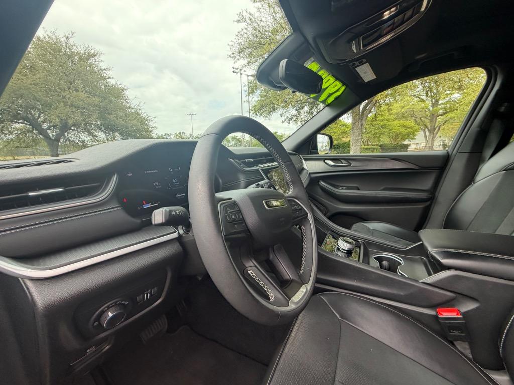 2025 Jeep Grand Cherokee L Altitude - Photo 8
