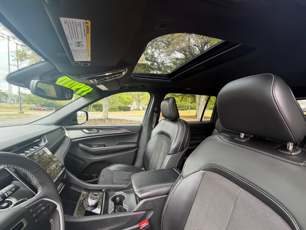 2025 Jeep Grand Cherokee L Altitude - Photo 9