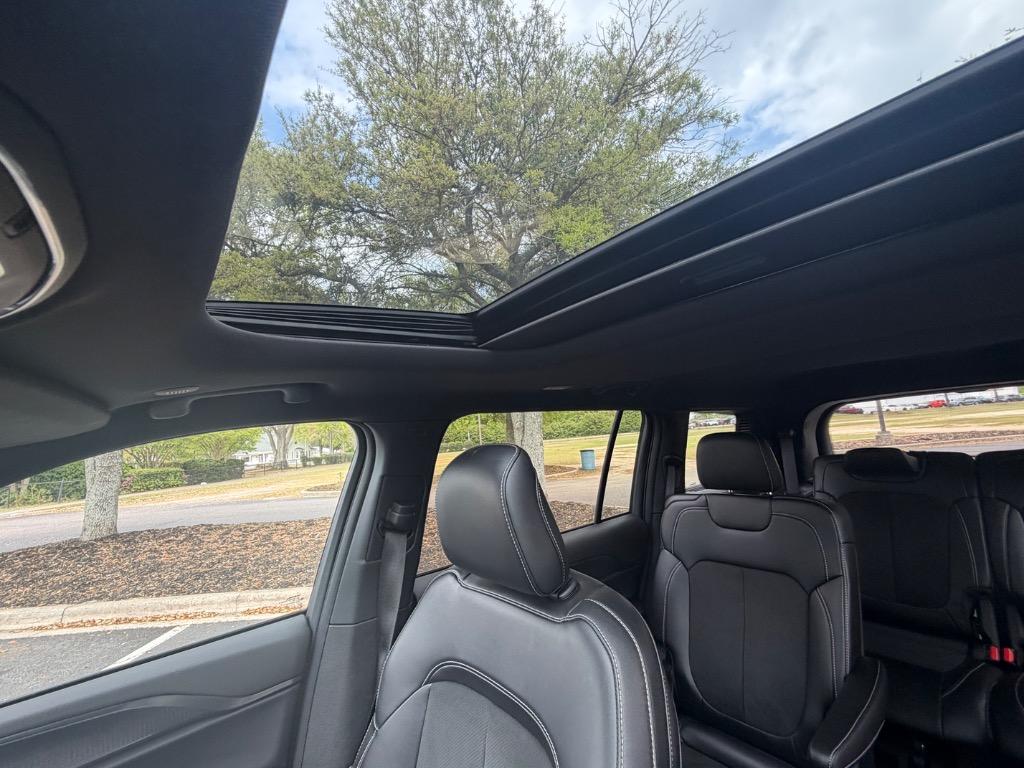 2025 Jeep Grand Cherokee L Altitude - Photo 17