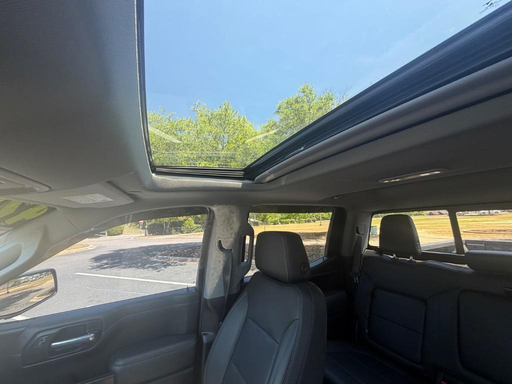 2021 GMC Sierra 1500 SLT - Photo 18