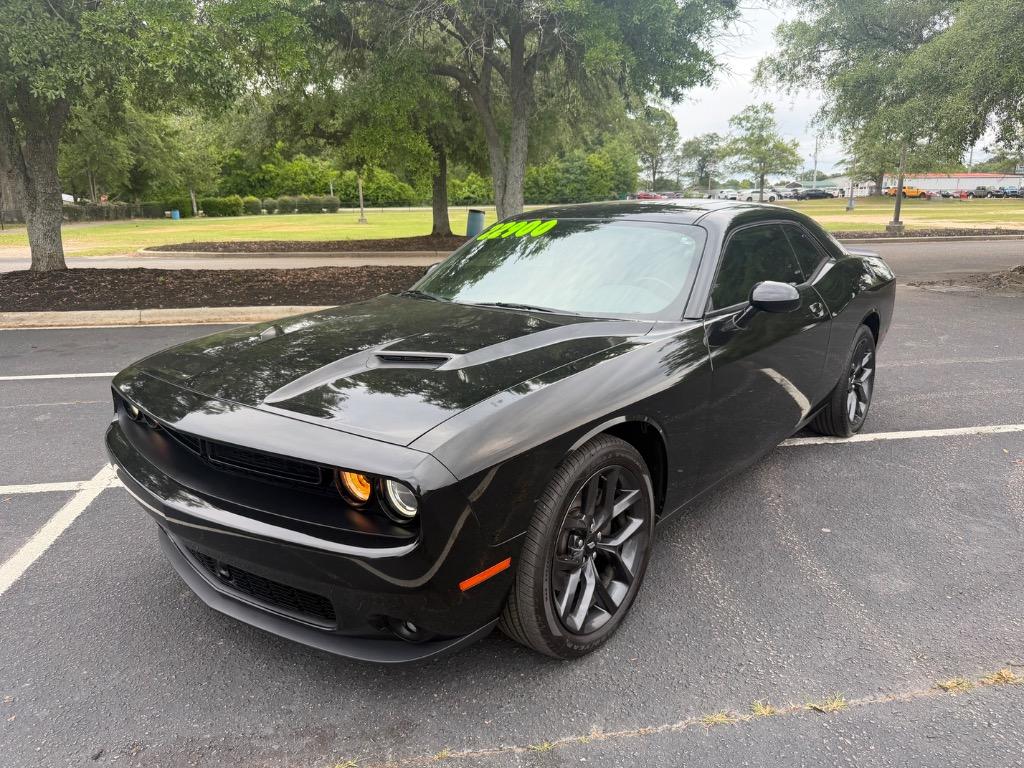2019 Dodge Challenger SXT Plus Auto's photo
