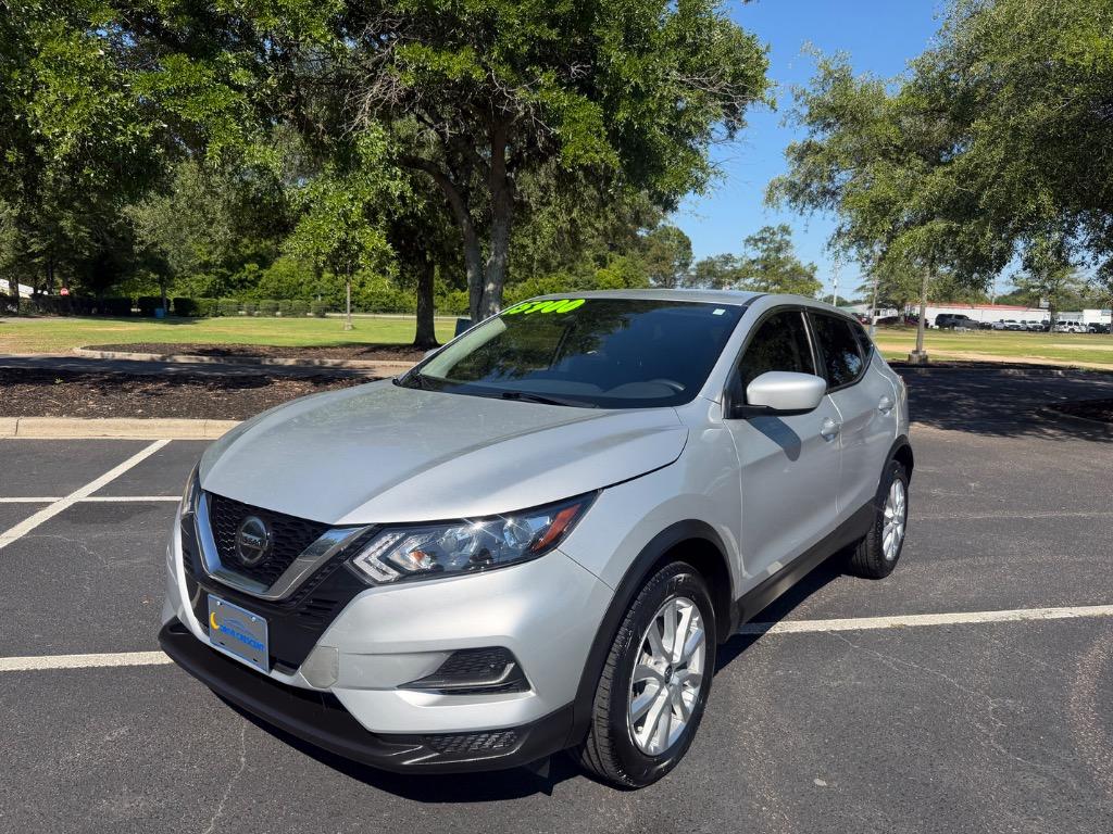 2022 Nissan Rogue Sport S FWD's photo