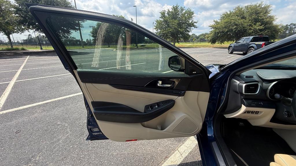2021 Nissan Maxima Platinum - Photo 6