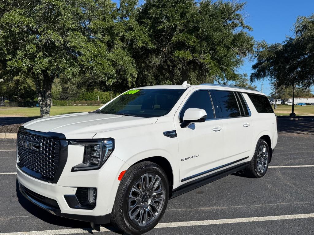 2023 GMC Yukon XL Denali Ultimate