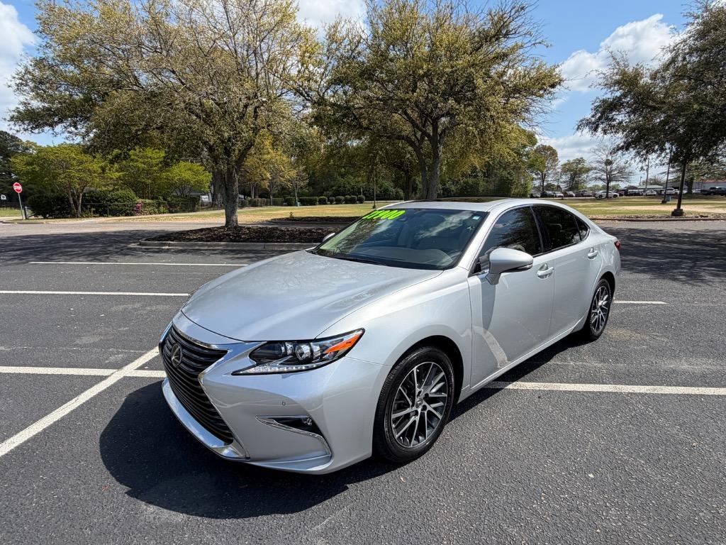 2018 Lexus ES