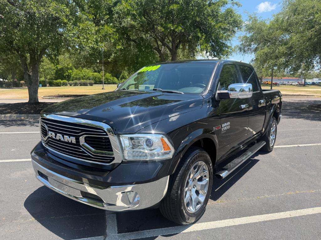 2019 RAM 1500 Classic Laramie Crew Cab 5'7's photo